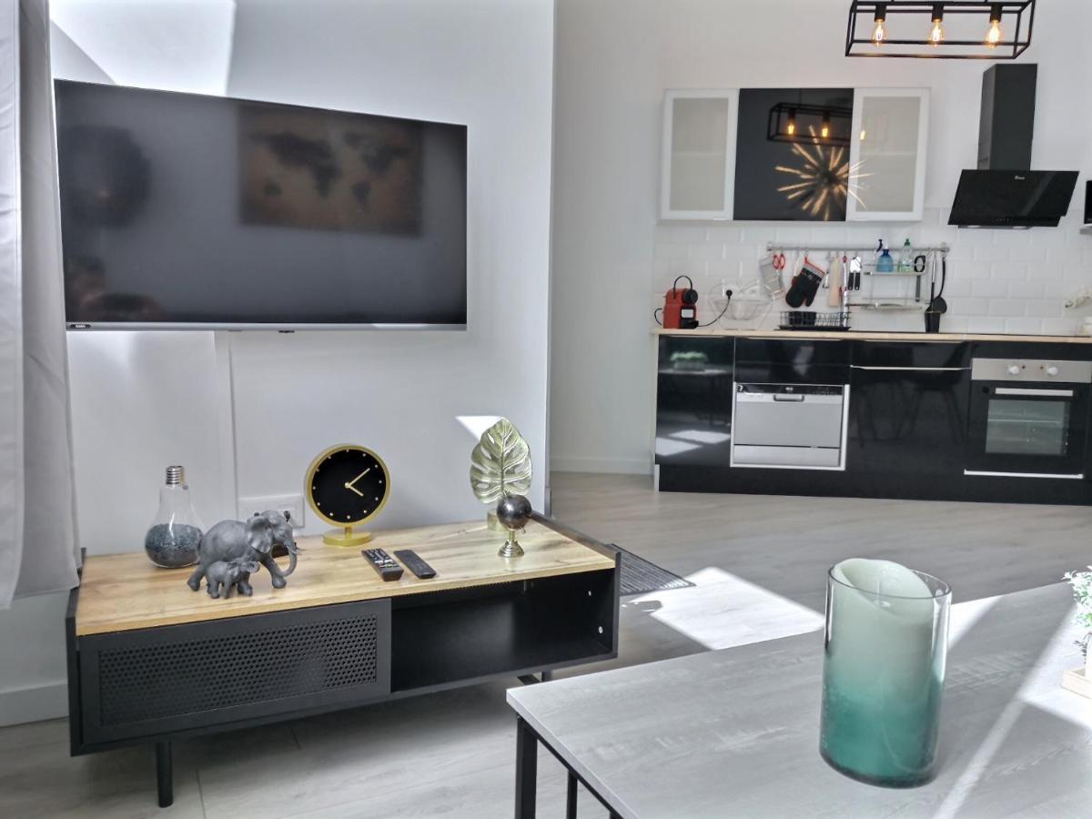 L'ATELIER Netflix - 500m Musée BD Angoulême Extérieur photo